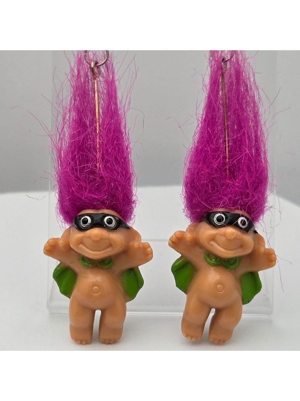Vampire Troll Earrings Halloween Novelty Vintage Russ Berrie Pink Hair 2.5''